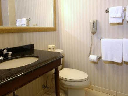 Rockville Centre Inn - Jfk Airport Eksteriør billede